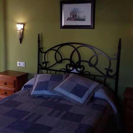 Apartamentos Rurales Casas De Los Maestros Talarrubias Eksteriør billede