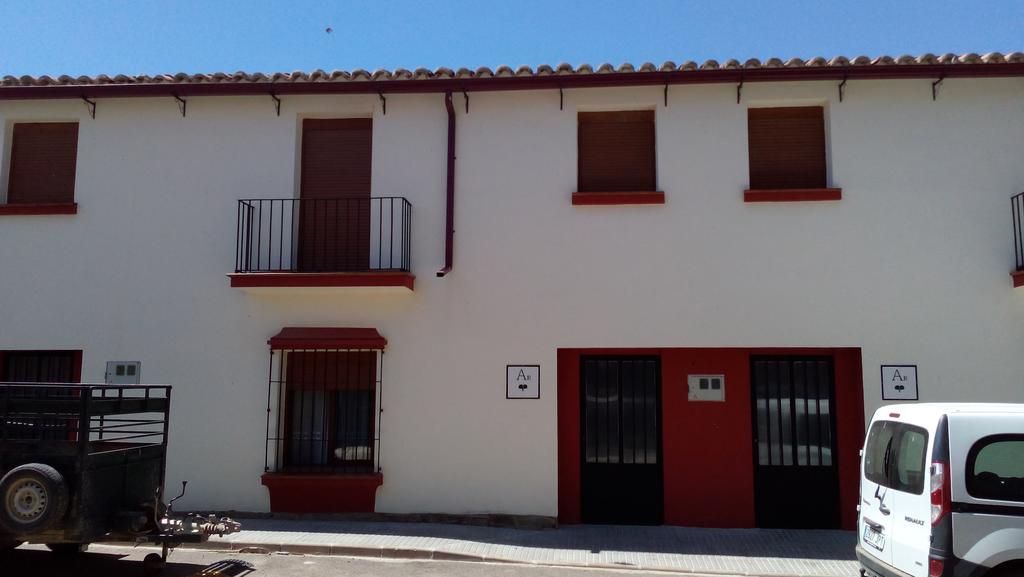 Apartamentos Rurales Casas De Los Maestros Talarrubias Eksteriør billede